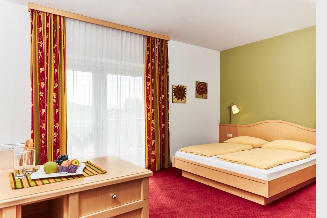 Hotel Domittner Klöch エクステリア 写真